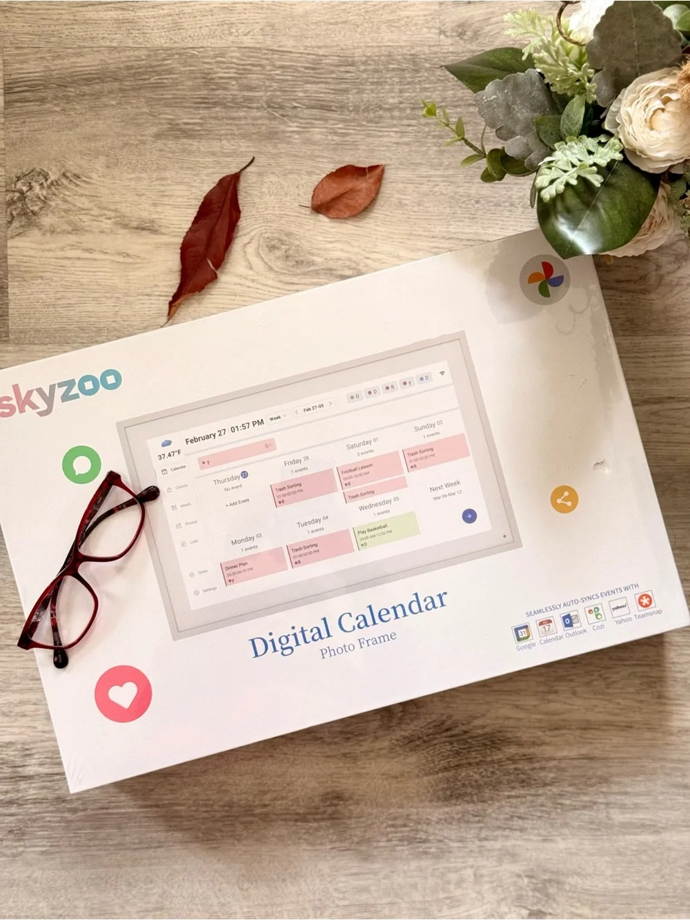 NEW SEALED Skyzoo 15.6” Smart Digital Calendar & Family Planner